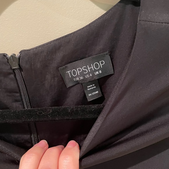 Top shop elegant/minimalist floor length black dress - Picture 4 of 4